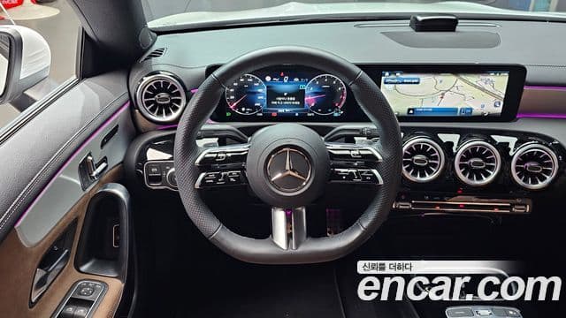 Mercedes-Benz CLA-Class 2024 — Photo 27/31