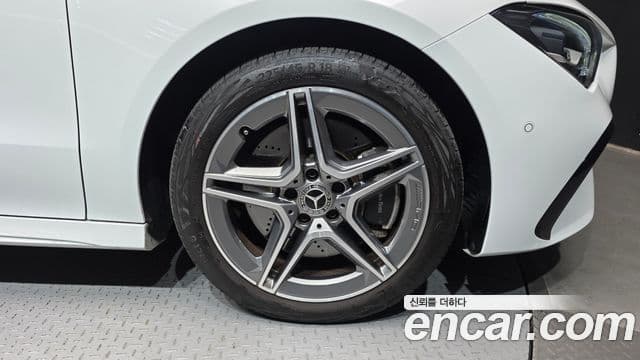 Mercedes-Benz CLA-Class 2024 — Photo 23/31