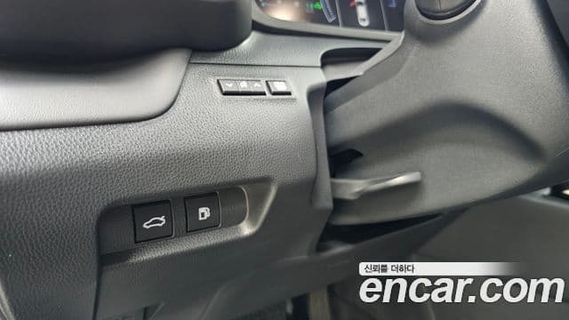 Toyota Crown Crossover 2024 — Şəkil 16/32