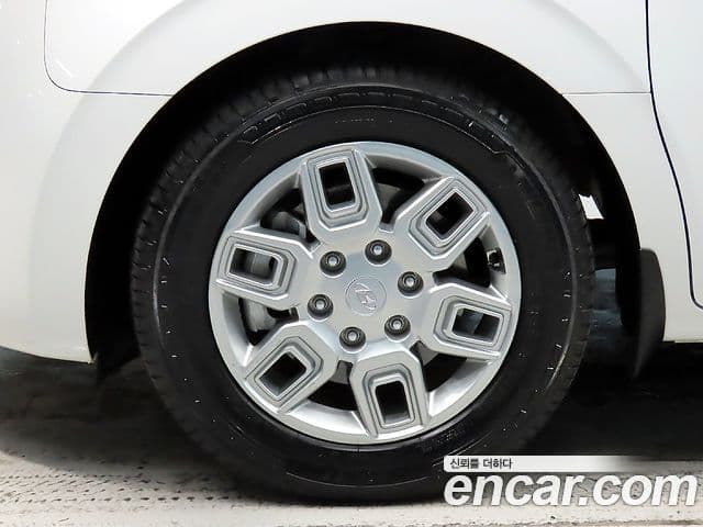Hyundai Staria 2023 — фото 5 из 20