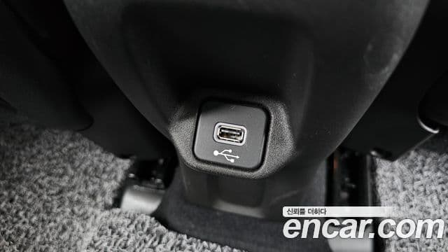 Jeep Renegade 2021 — Photo 3/32