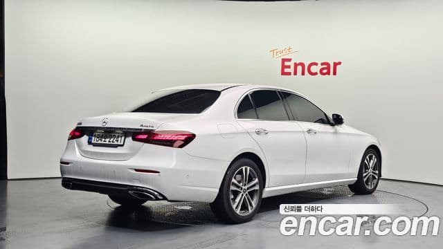 Mercedes-Benz E-Class 2022 — Şəkil 2/20