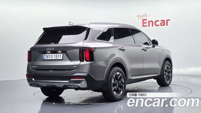 Kia Sorento 2025 — Şəkil 2/20