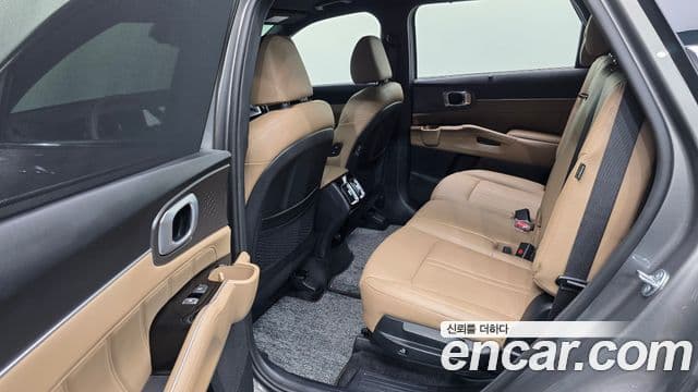 Kia Sorento 2025 — Şəkil 12/20
