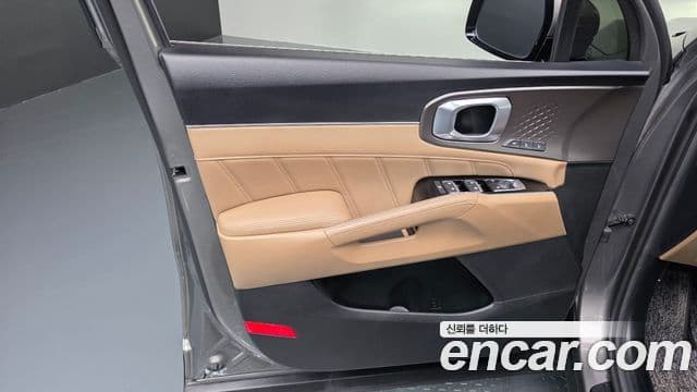 Kia Sorento 2025 — ფოტო 29/32