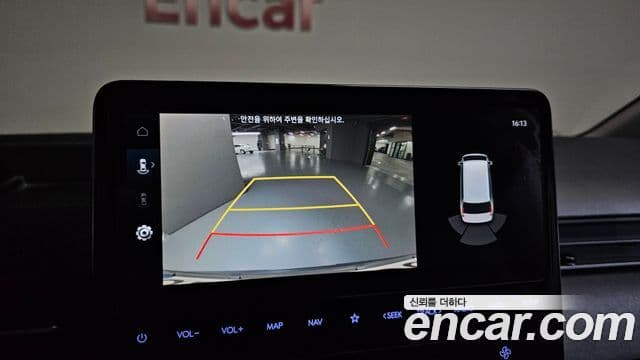 Hyundai Staria 2022 — ფოტო 15/20