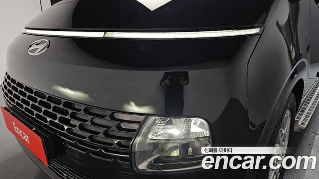 Hyundai Staria 2022 — Photo 13/36