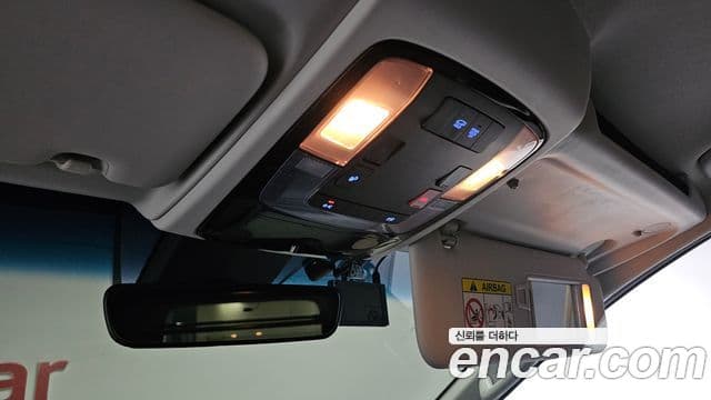 Hyundai Staria 2022 — Photo 14/36