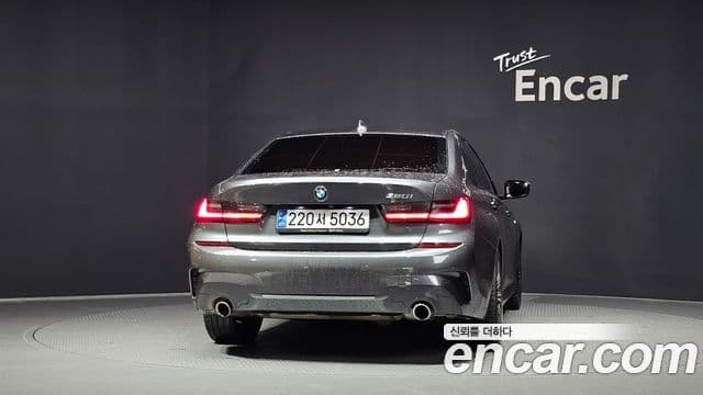 BMW 3 Series 2021 — ფოტო 4/20