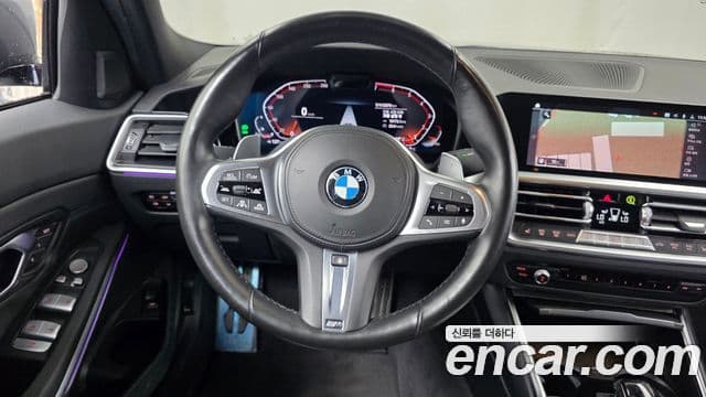 BMW 3 Series 2021 — ფოტო 13/20