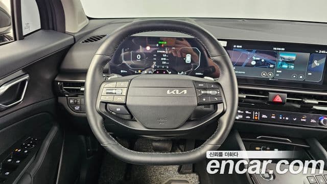 Kia Sportage 2024 — Фото 13/20