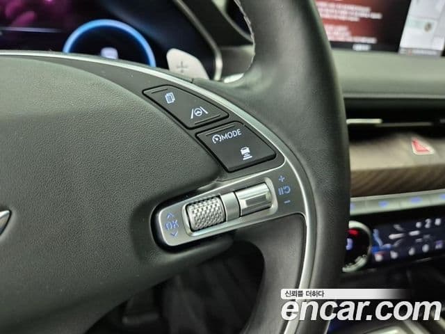 Genesis Electrified G80 2020 — фото 14 из 20