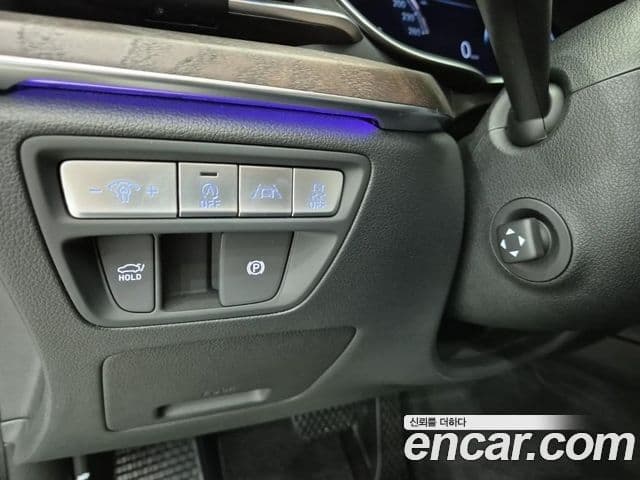 Genesis Electrified G80 2020 — фото 17 из 20