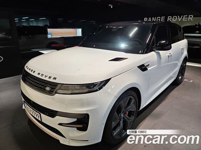 Land Rover Range Rover Sport 2023 — ფოტო 4/14