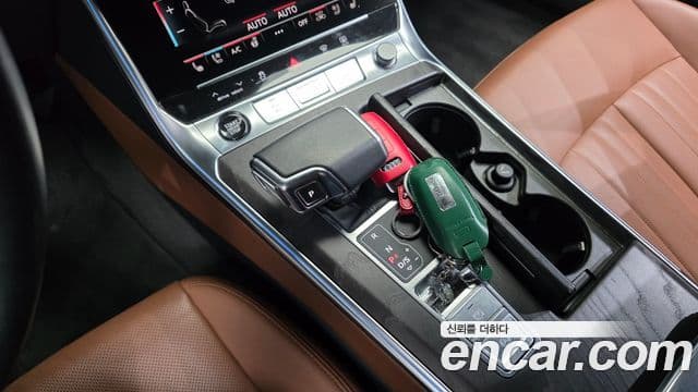 Audi A6 2022 — Şəkil 9/20