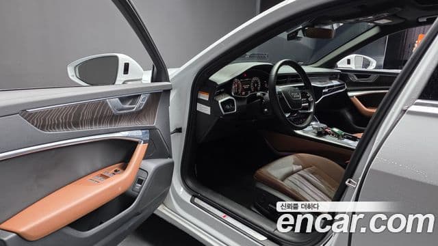 Audi A6 2022 — Şəkil 10/20