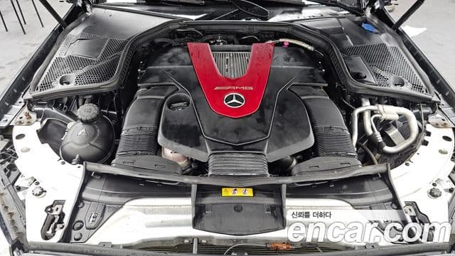Mercedes-Benz C-Class 2019 — ფოტო 5/20