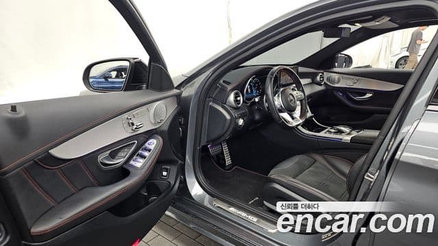 Mercedes-Benz C-Class 2019 — ფოტო 9/20