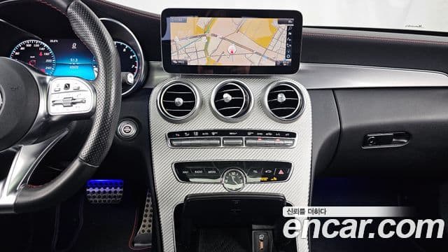 Mercedes-Benz C-Class 2019 — ფოტო 13/20