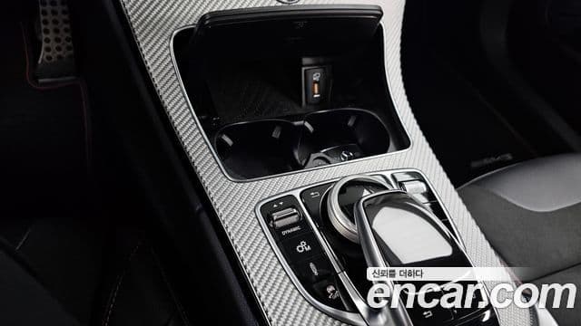 Mercedes-Benz C-Class 2019 — Photo 25/33