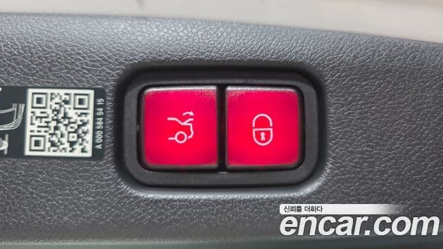 Mercedes-Benz E-Class 2024 — ფოტო 20/20