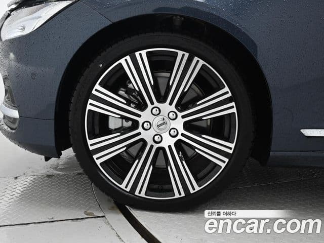 Volvo S90 2022 — Şəkil 7/19