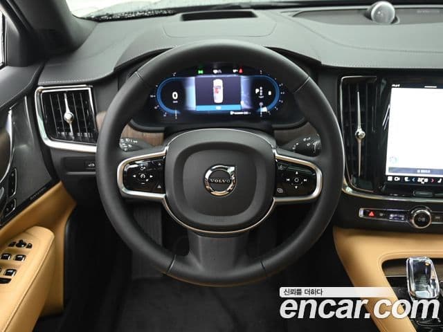 Volvo S90 2022 — Şəkil 16/19