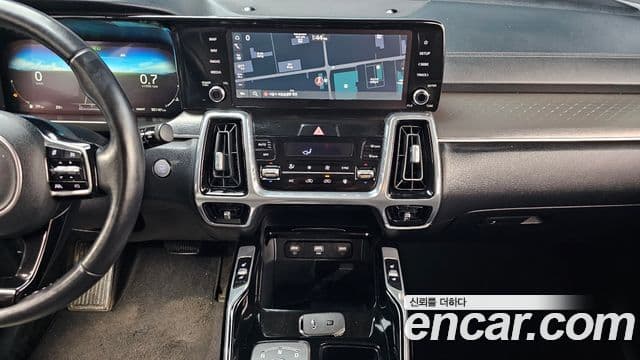 Kia Sorento 2021 — Фото 13/20