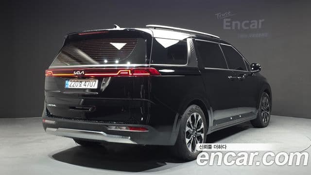 Kia Carnival 2023 — Şəkil 2/20