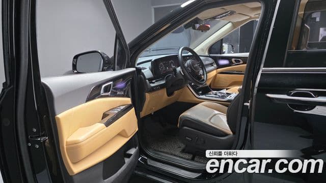 Kia Carnival 2023 — Şəkil 10/20