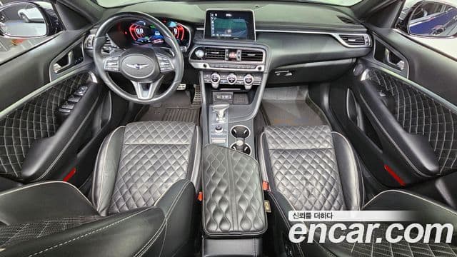 Genesis G70 2018 — ფოტო 7/20