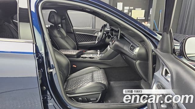 Genesis G70 2018 — ფოტო 12/20
