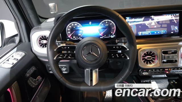 Mercedes-Benz G-Class 2024 — Photo 6/20