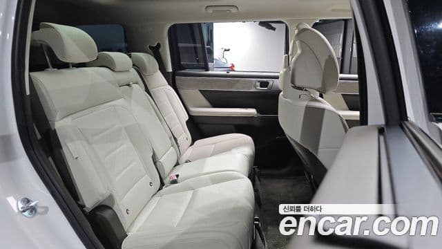 Hyundai Santa Fe 2024 — Şəkil 11/20