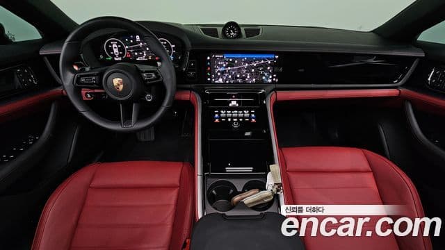 Porsche Panamera 2025 — ფოტო 7/20