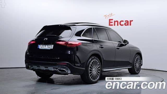 Mercedes-Benz GLC-Class 2023 — ფოტო 1/20