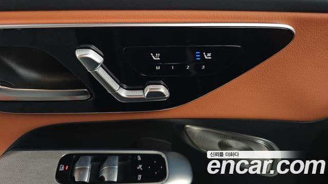Mercedes-Benz GLC-Class 2023 — ფოტო 20/20