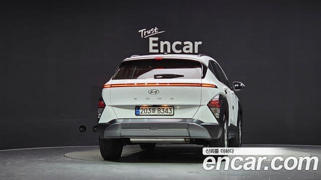 Hyundai Kona 2023 — ფოტო 4/20