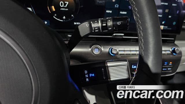Hyundai Kona 2023 — ფოტო 9/20
