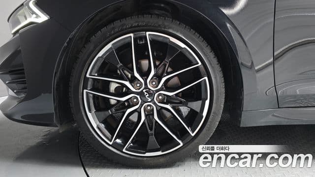 Kia K5 2023 — Şəkil 5/20