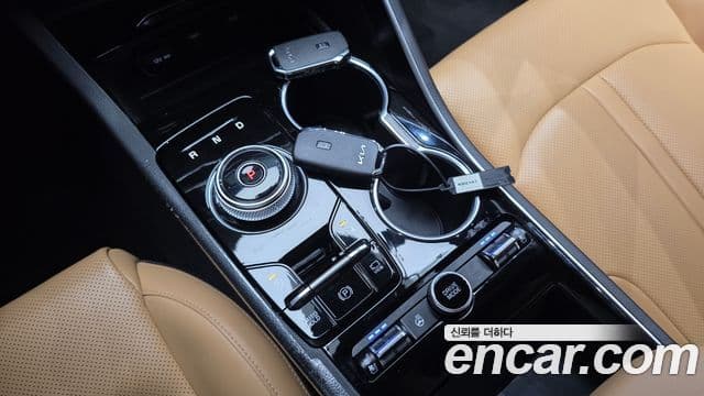 Kia K5 2023 — фото 9 из 20