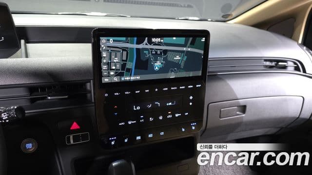 Hyundai Staria 2022 — Фото 15/20
