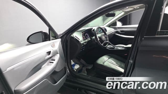 Hyundai Sonata 2022 — ფოტო 10/20