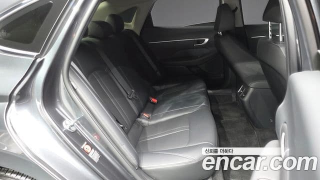 Hyundai Sonata 2022 — ფოტო 12/20