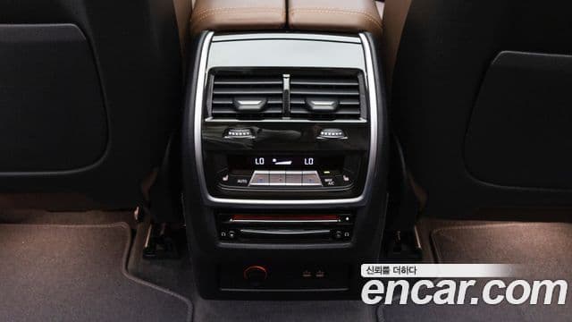 BMW X7 2022 — Şəkil 19/20