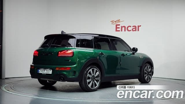 Mini Cooper S Clubman 2023 — ფოტო 2/20
