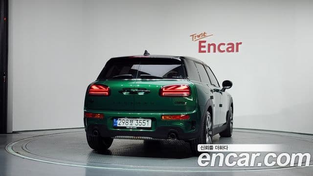 Mini Cooper S Clubman 2023 — ფოტო 4/20