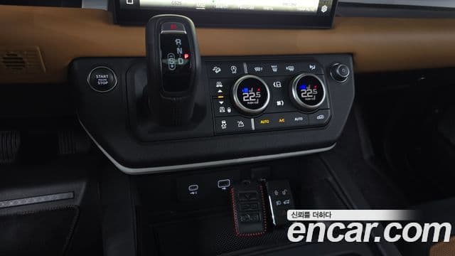 Land Rover Defender 2023 — Şəkil 9/20