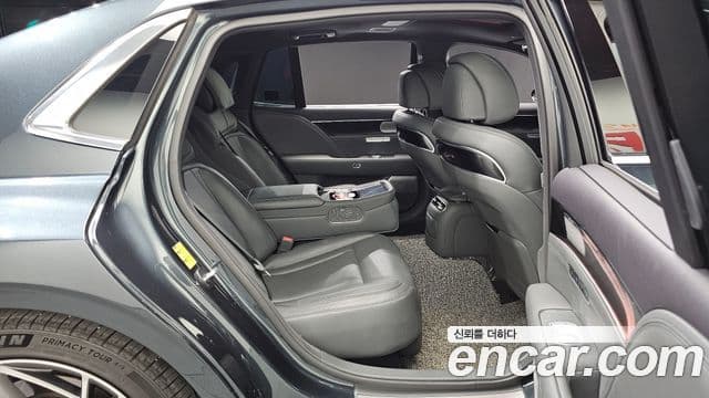 Genesis G90 2023 — ფოტო 11/20