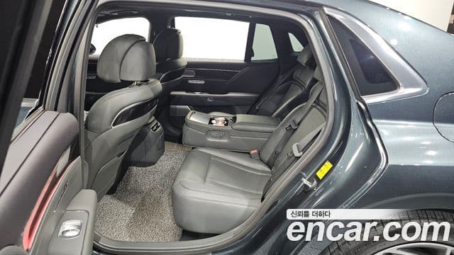 Genesis G90 2023 — фото 12 из 20